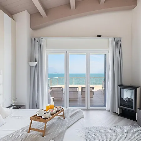 Residenza Miralago Penthouse By Wonderful Italy