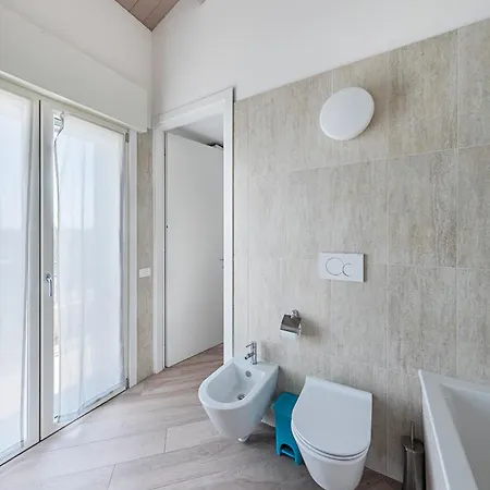 Apartment Residenza Miralago Penthouse By Wonderful Italy