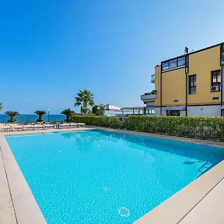 Apartment Residenza Miralago Penthouse By Wonderful Italy *