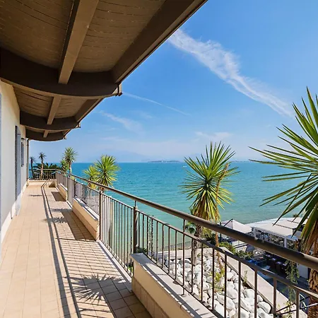 Residenza Miralago Penthouse By Wonderful Italy Apartment Desenzano del Garda